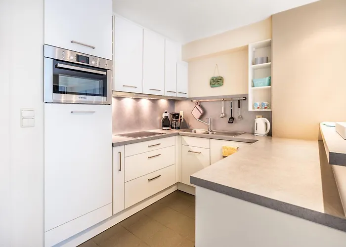 Anais Derde Saint-Idesbald